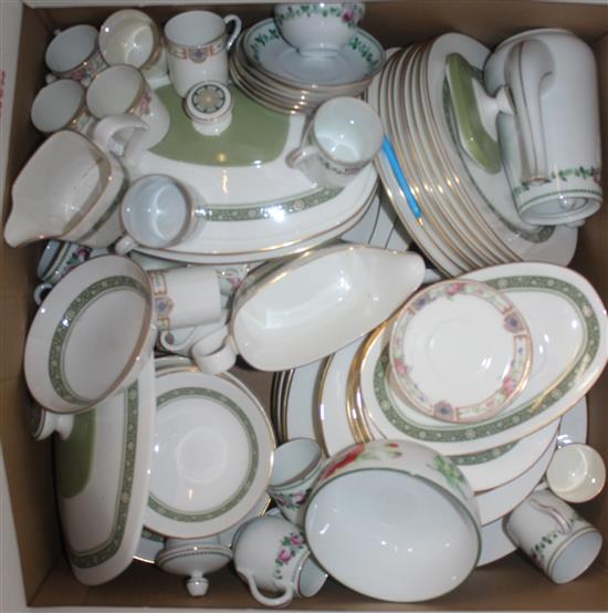Mixed coffee wares, Doulton Rondelay dinner service & glass